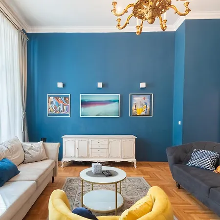 Appartamento Chic Soho Near Opera