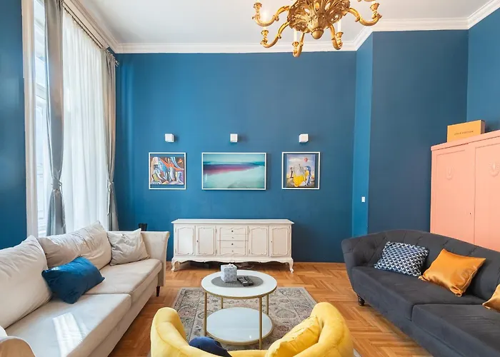 Apartament Chic Soho Near Opera